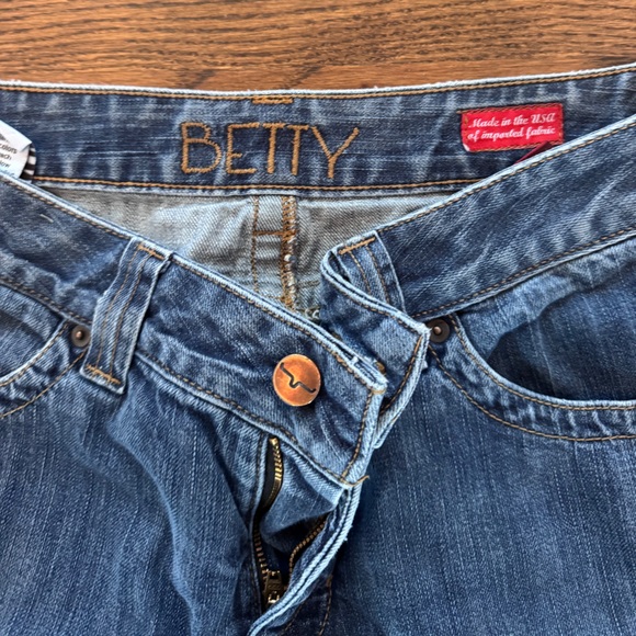 Kimes Ranch Betty Jeans 10 - Picture 2 of 3